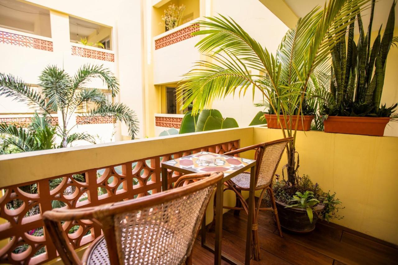Hotel Old Cinema Kampot Extérieur photo